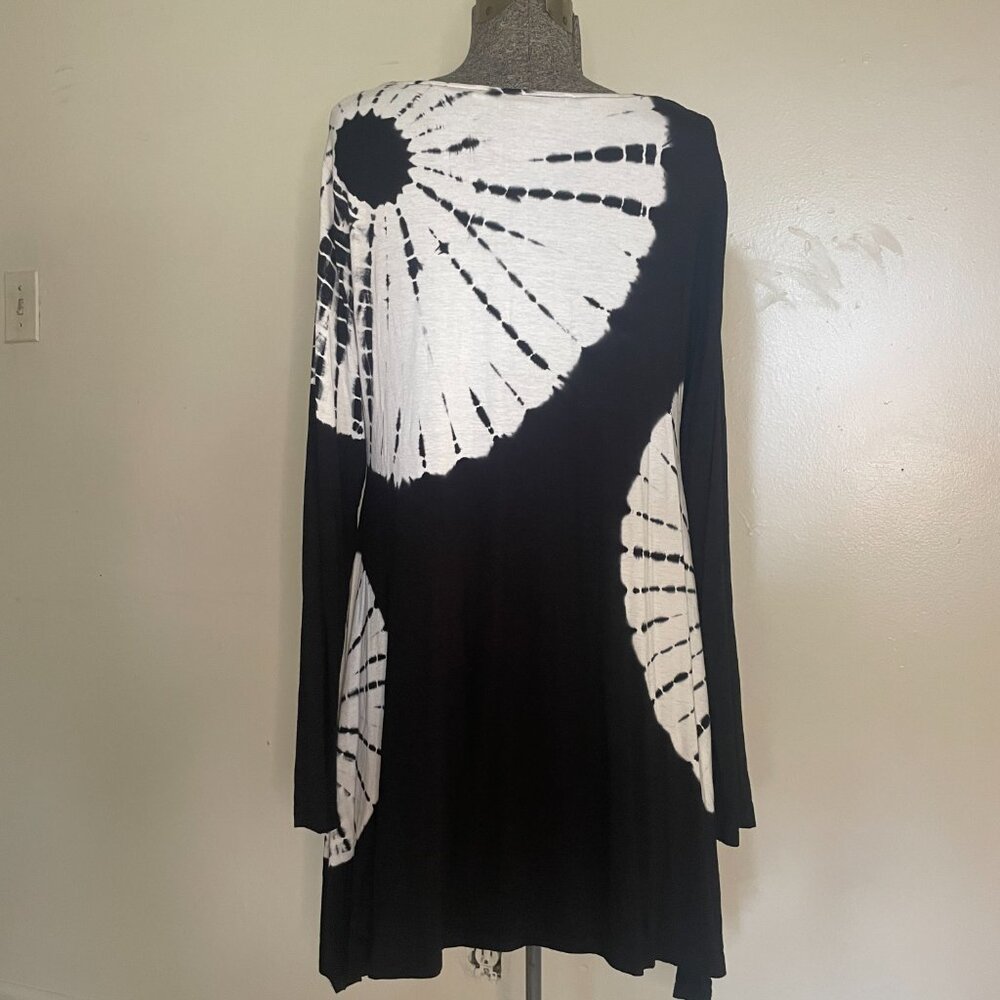 Soft Surroundings stretchy tie-dyed tunic dress, size medium - Picture 3 of 7